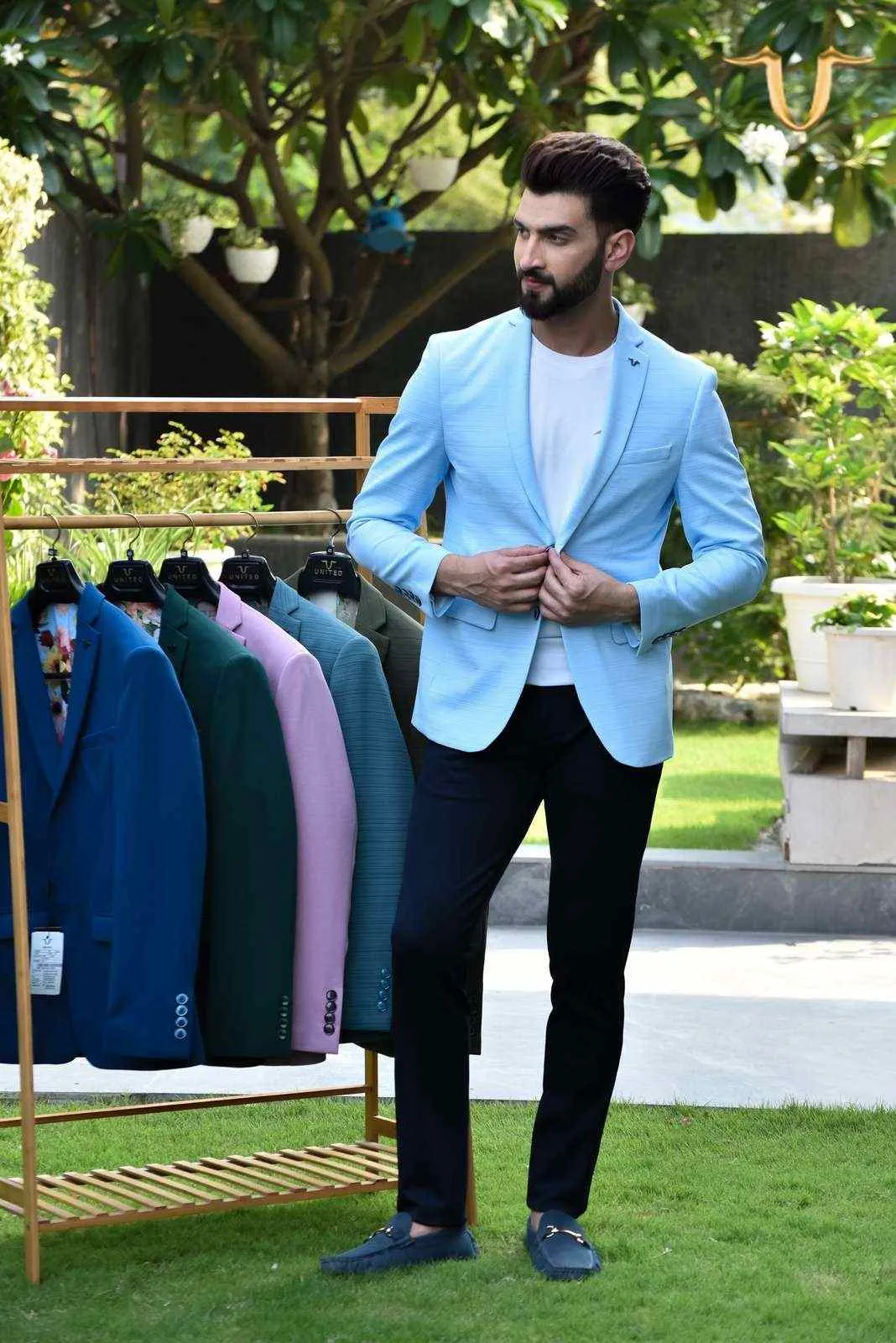 Sky Stretch Knit Blazer