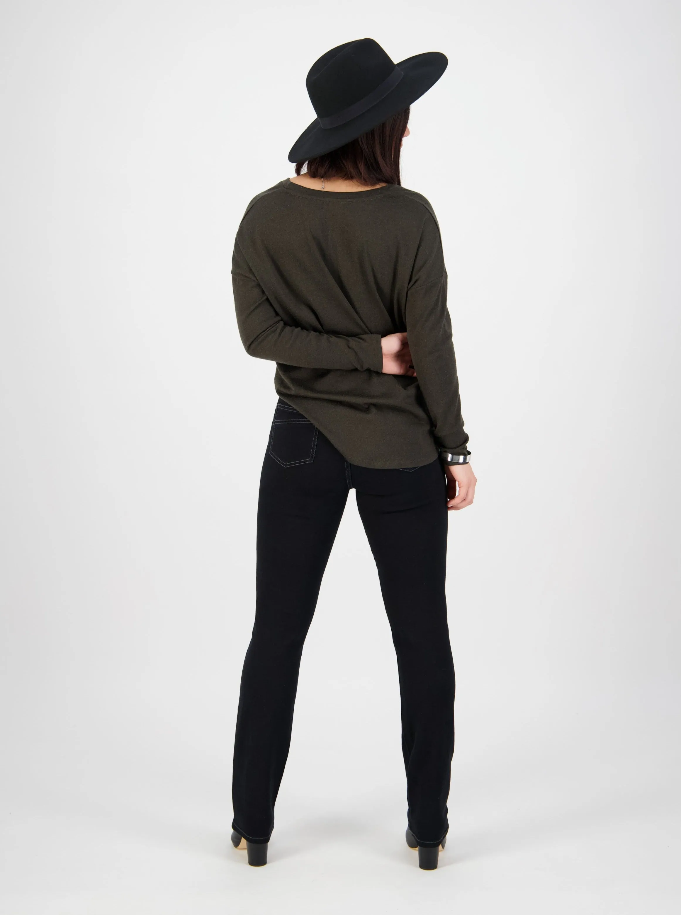 Slim Leg Jean - Black