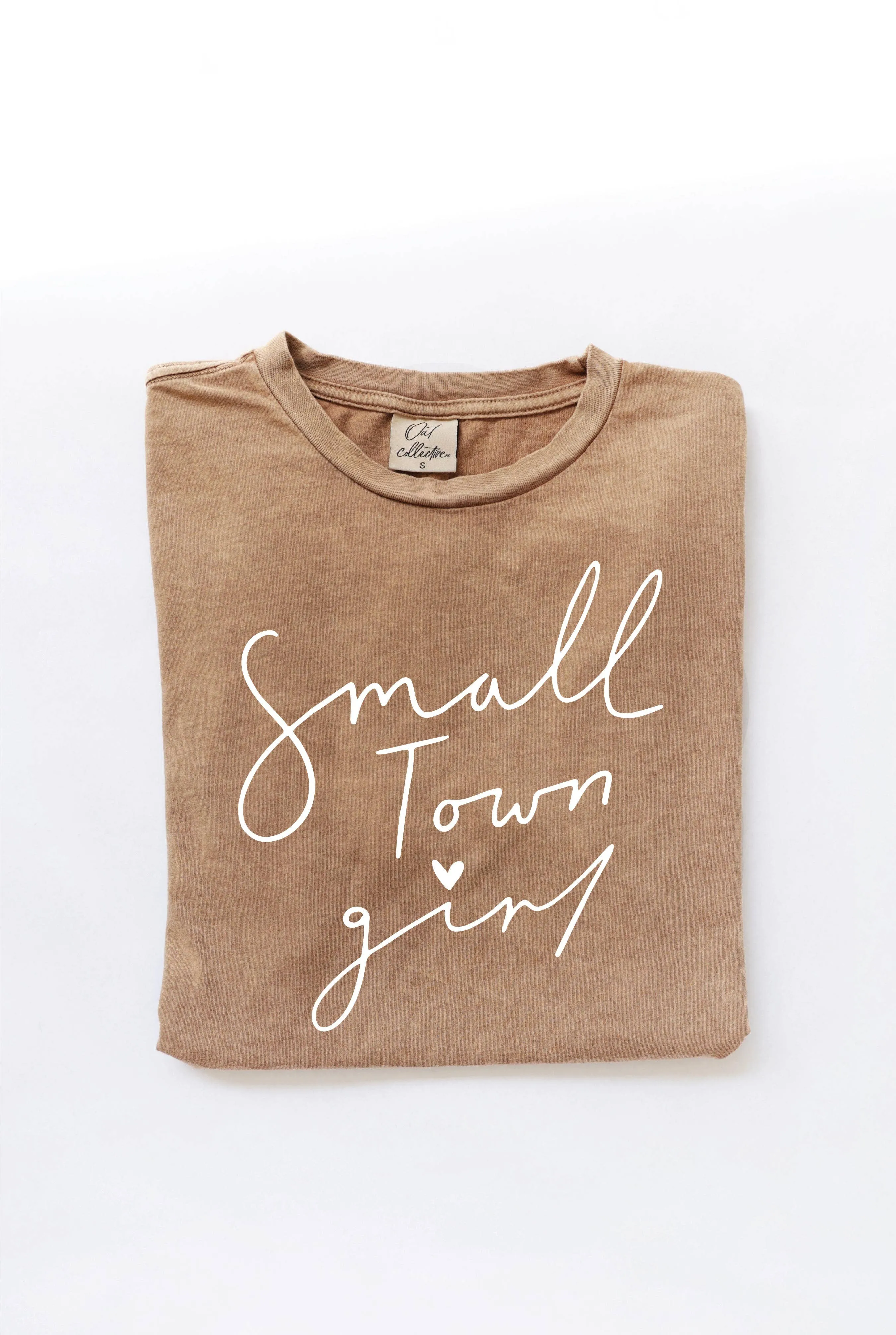 SMALL TOWN GIRL  Mineral Washed Graphic Top