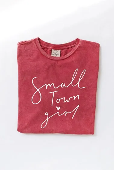 SMALL TOWN GIRL  Mineral Washed Graphic Top