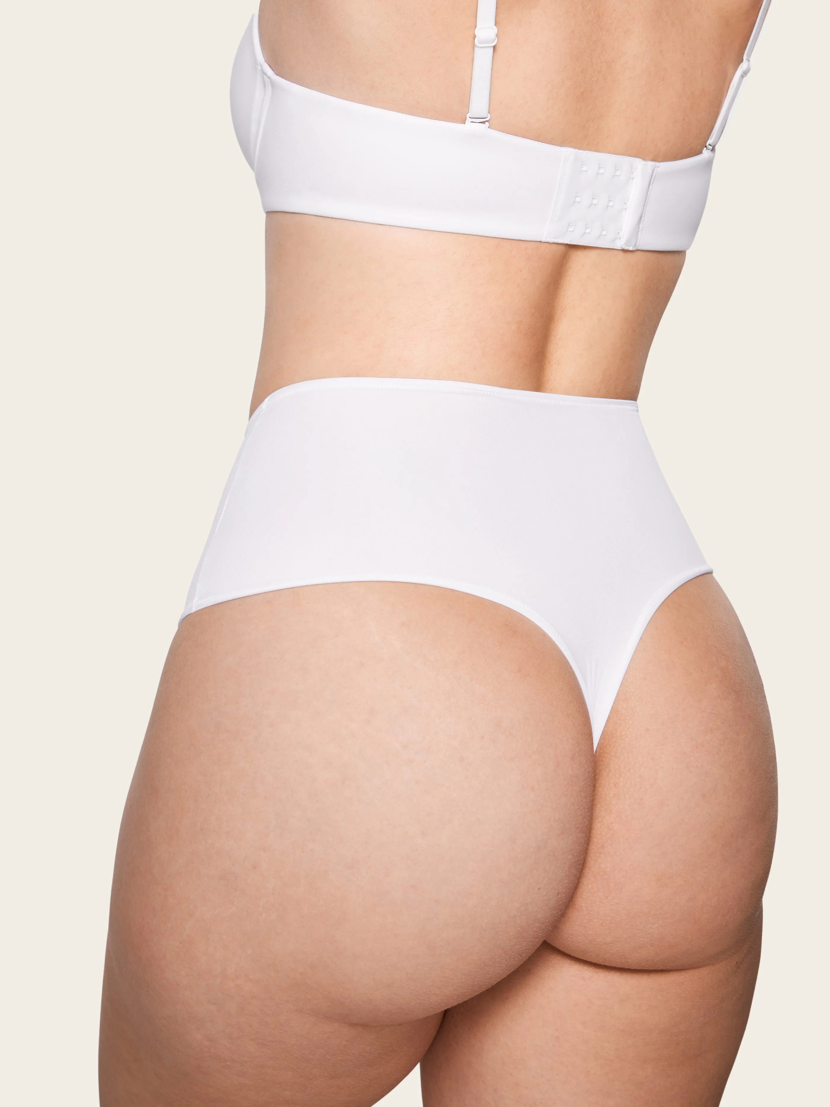 Smooth High Waisted Thong - 3 Pack