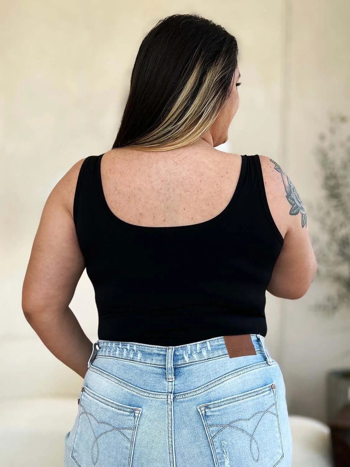 Square Neck Sleeveless Bodysuit – Sleek & Stylish Fit