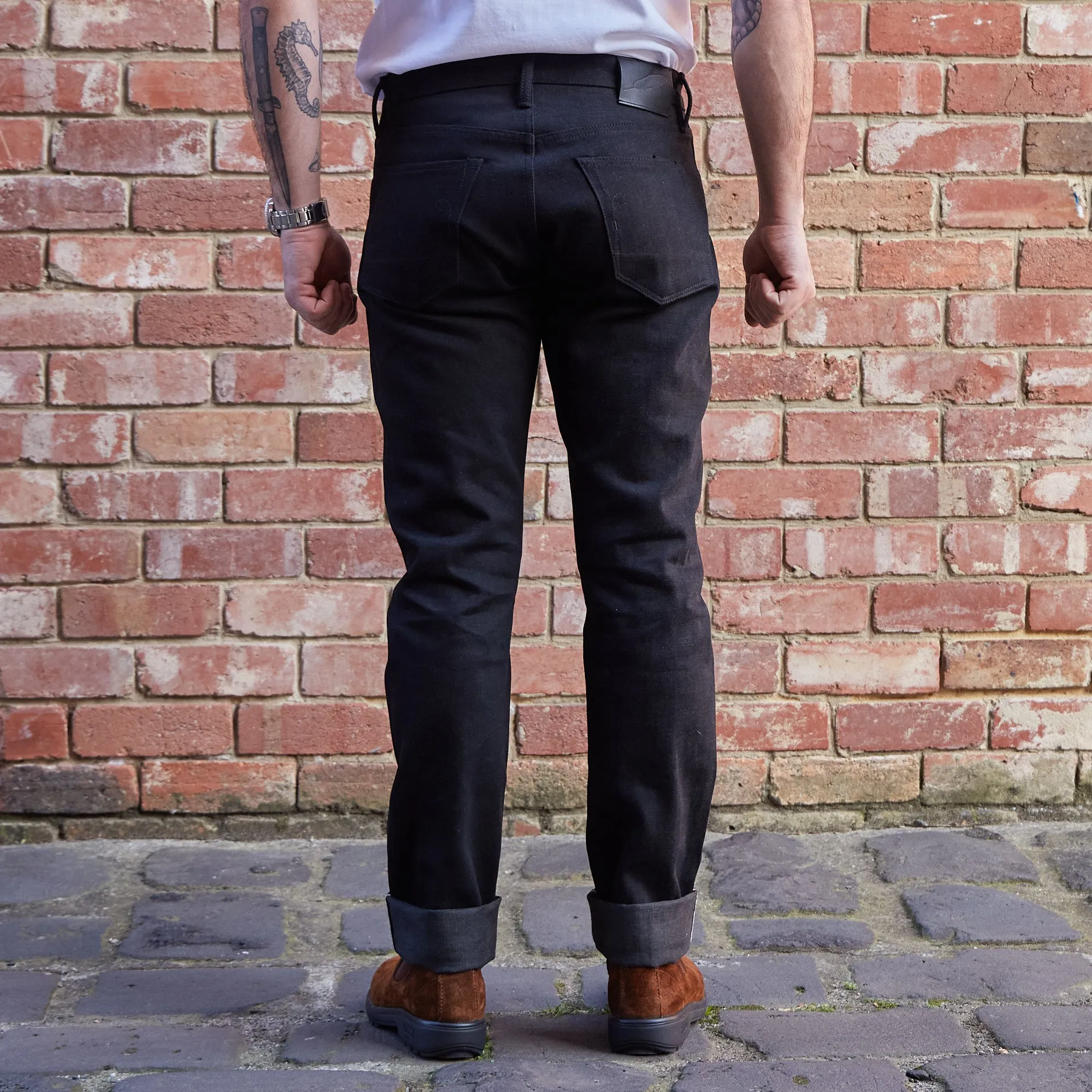 Standard Issue / 15oz Stealth Black