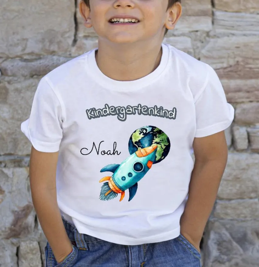 T-Shirt Kindergartenkind Rakete Junge mit Name