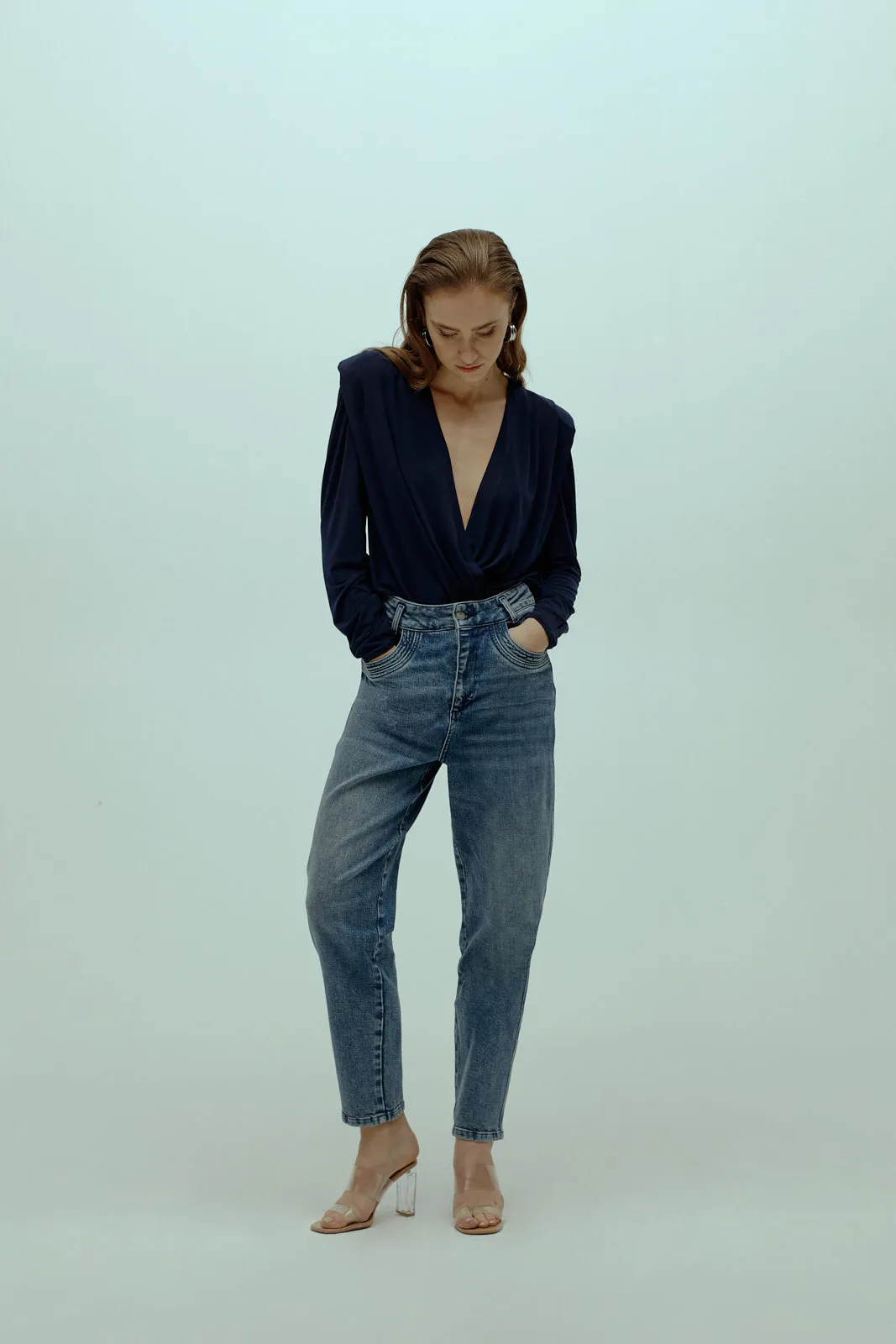 Taylor - High Waist Tapered Jeans