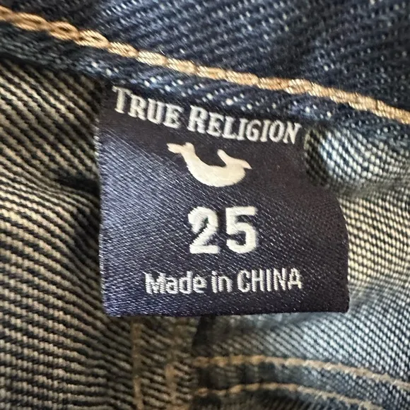 True Religion Cameron slim Boyfriend Blue Distressed Patch Jeans size 25