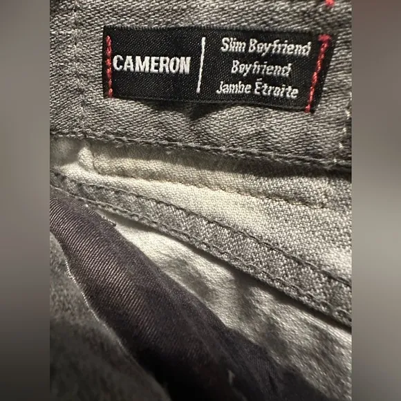 TRUE Religion ⭐️Cameron Slim Boyfriend White Black Jeans⭐️