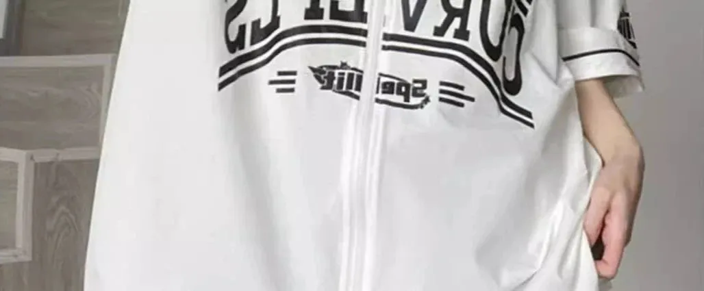 Vintage-Inspired Polo Zipper Half Sleeve Baseball Shirt
