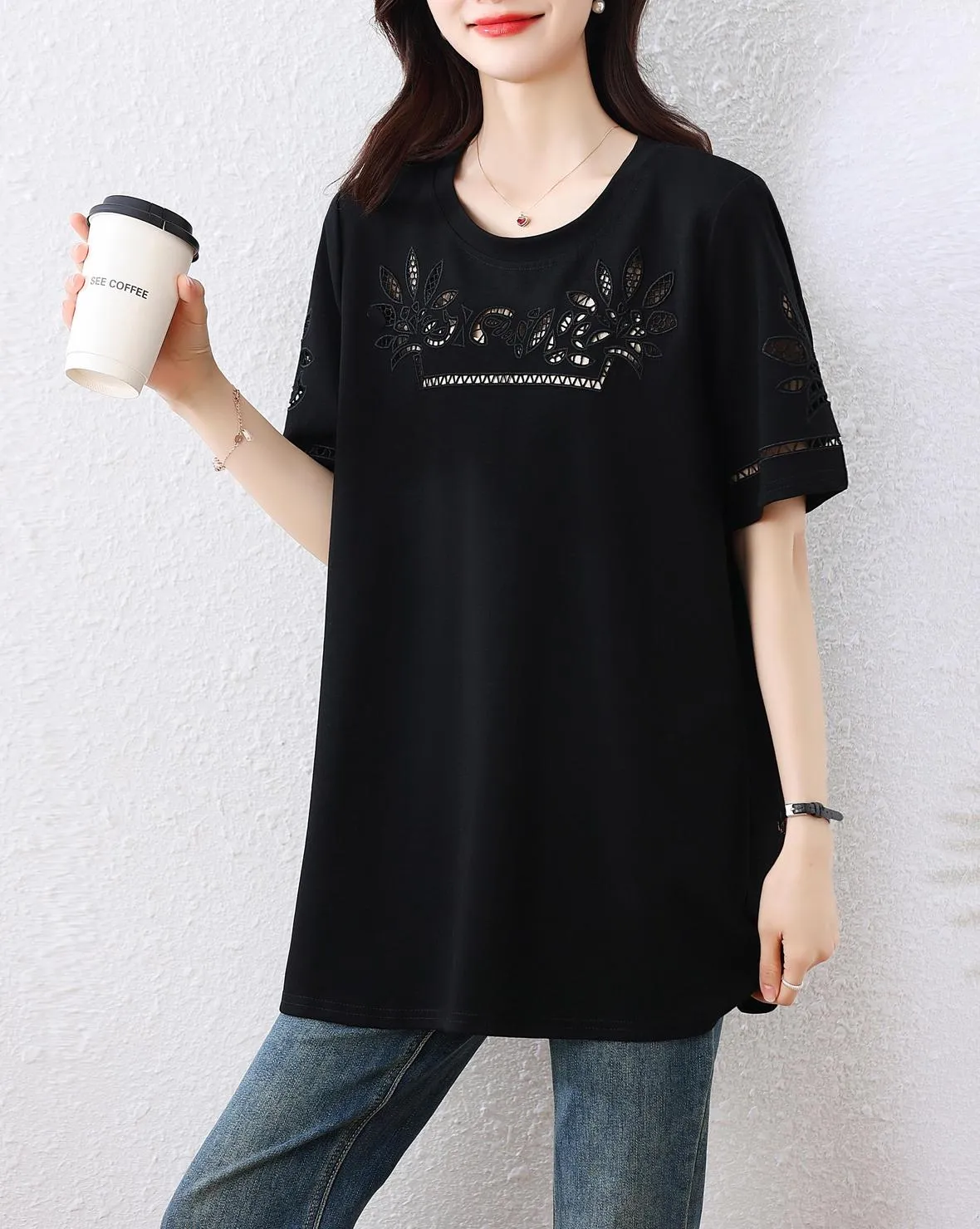Women's Versatile Solid Color T-Shirt with Relaxed-Fit and Cutout Detail