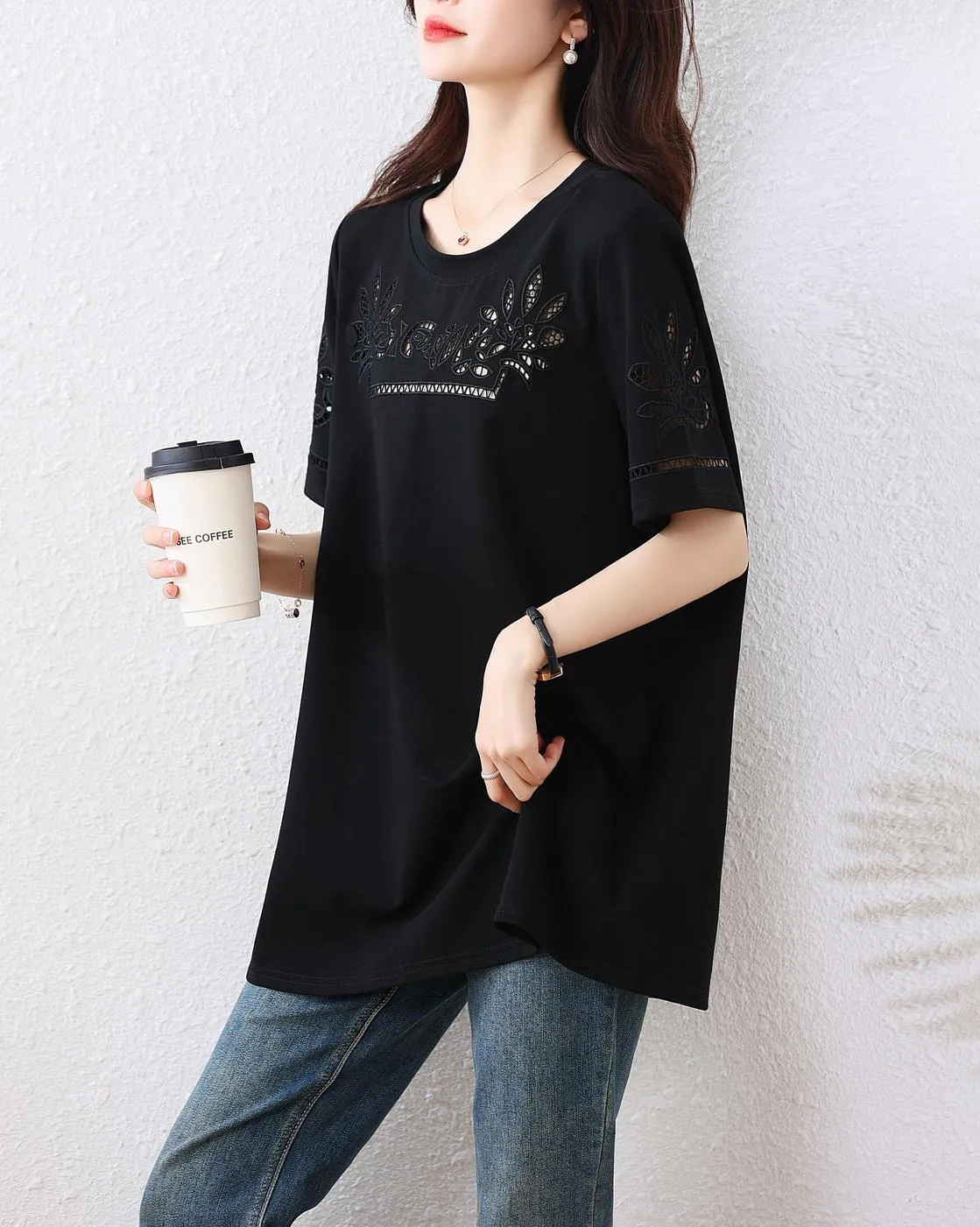 Women's Versatile Solid Color T-Shirt with Relaxed-Fit and Cutout Detail